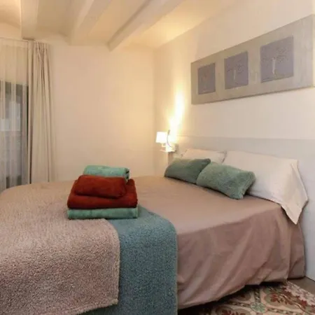 Apartmán Beautiful And Location Apt *